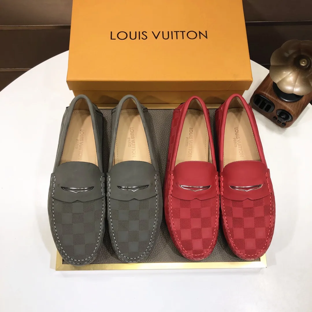Men's men's shoes 💰420💰 [LV Doudou shoes] (water-dyed cowhide lining) new model is on the market, available on the official website. The new Doudou shoes are processed into single-color materials, and the uppers are made of imported cowhide material. The body of the shoe is fully hemmed with mark thread, and is lined with imported original cowhide leather. The elegant shoe shape is super suitable for all-matching, and the size is 38-44.